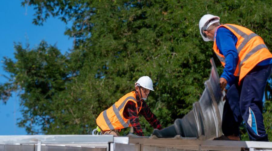 Professional residential roofers in New Caney, TX